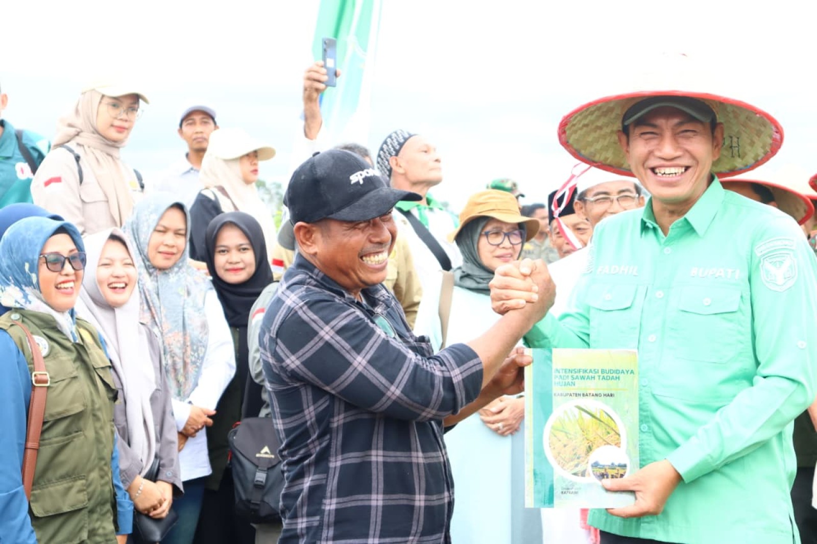 Panen Raya 365 Hektar, Batang Hari Mantapkan Langkah Jadi Lumbung Pangan